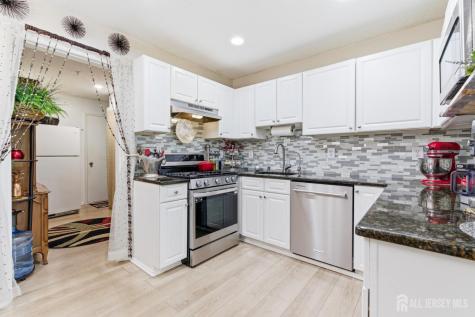 23 Prestwick Way Edison NJ 08820