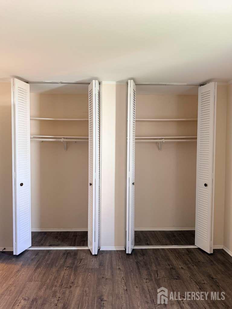 9 Hawaii Court Matawan NJ 07747
