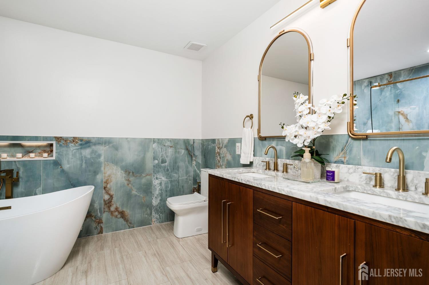 604 Creststone Circle South Brunswick NJ 08540