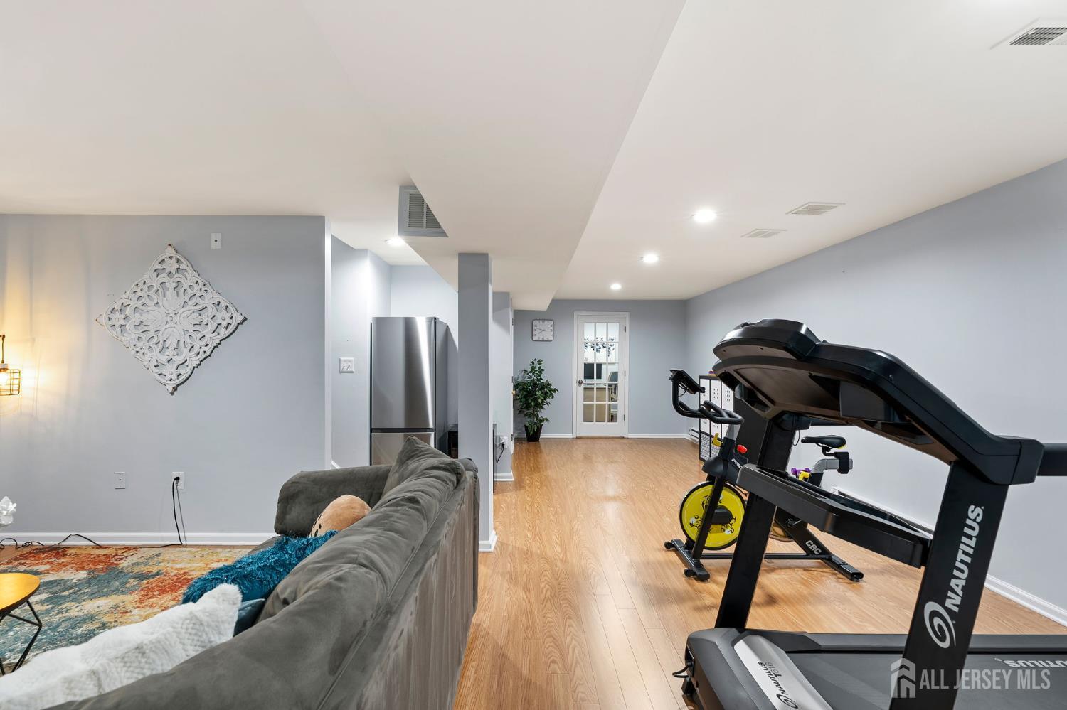 604 Creststone Circle South Brunswick NJ 08540