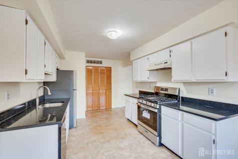 707 Edison Glen Terrace Edison NJ 08837