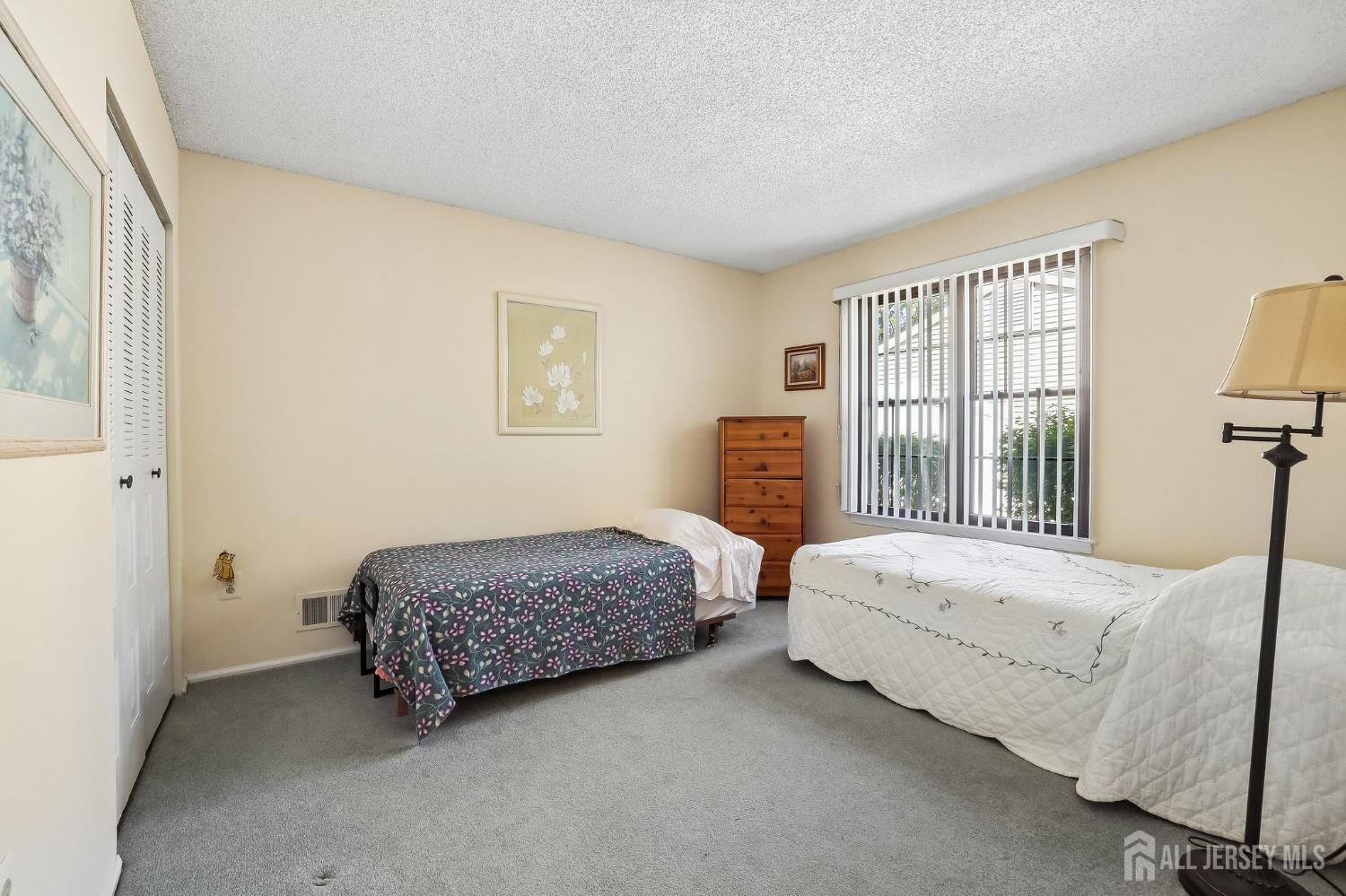 188 W Wycoff Way East Brunswick NJ 08816