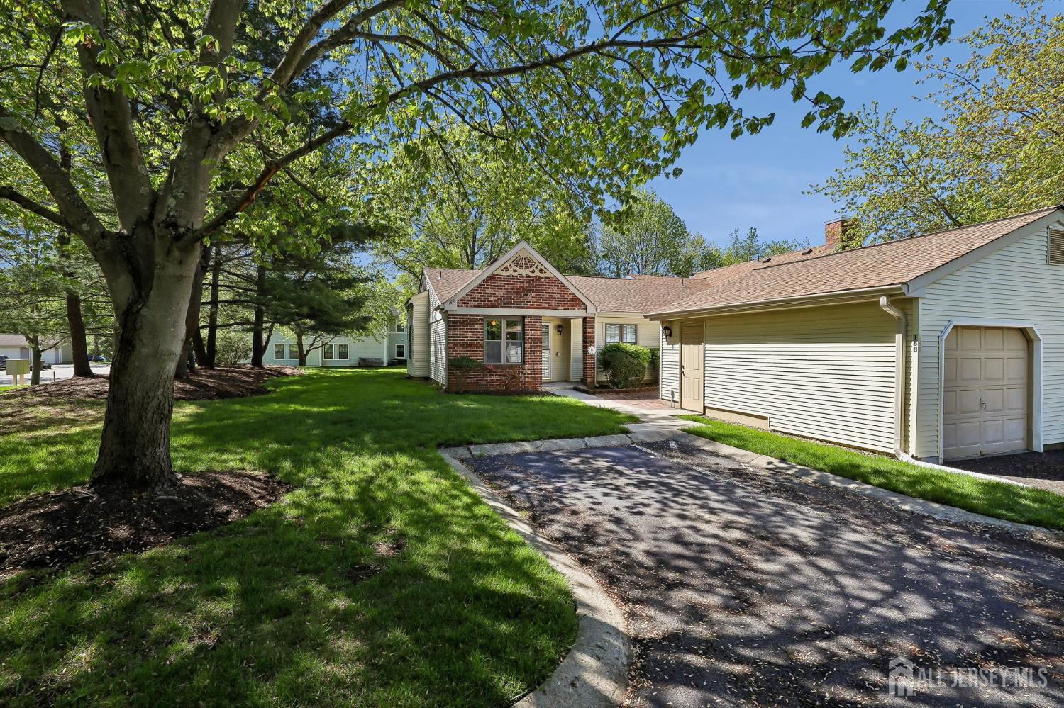 188 W Wycoff Way East Brunswick NJ 08816
