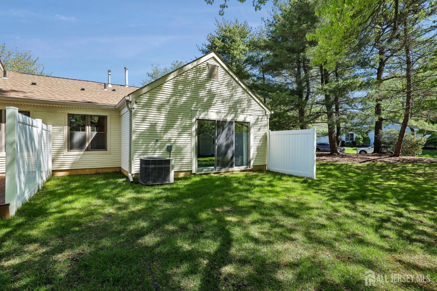 188 W Wycoff Way East Brunswick NJ 08816
