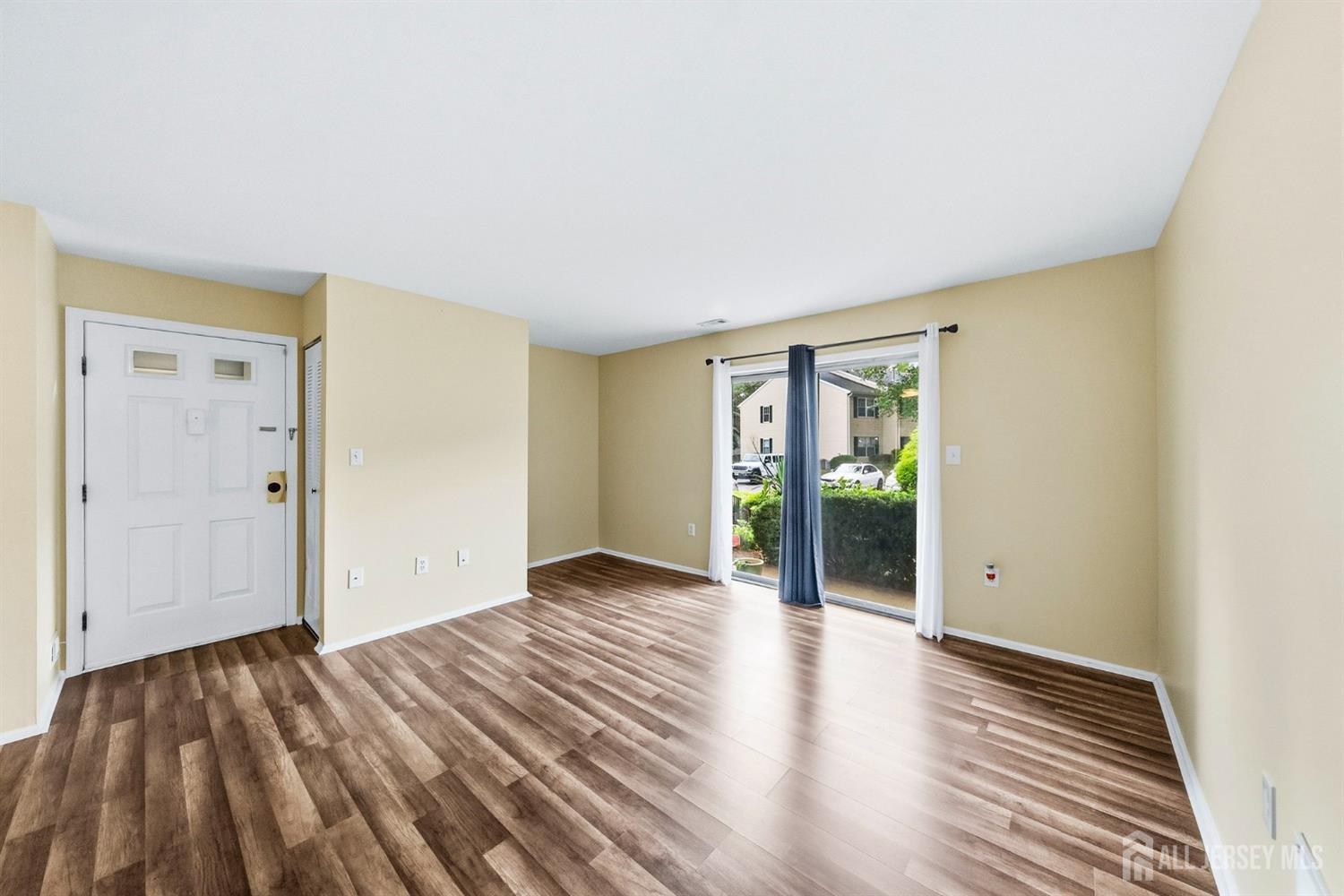 102 Morgan Place East Brunswick NJ 08816