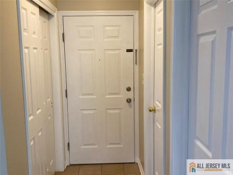121 Waterford Drive Edison NJ 08817