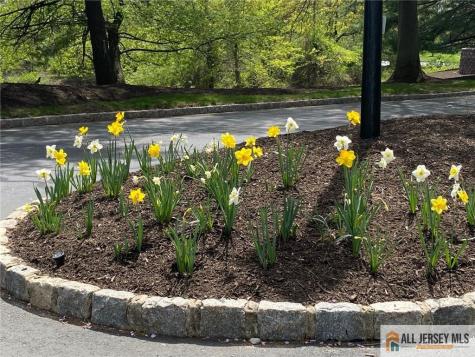 121 Waterford Drive Edison NJ 08817