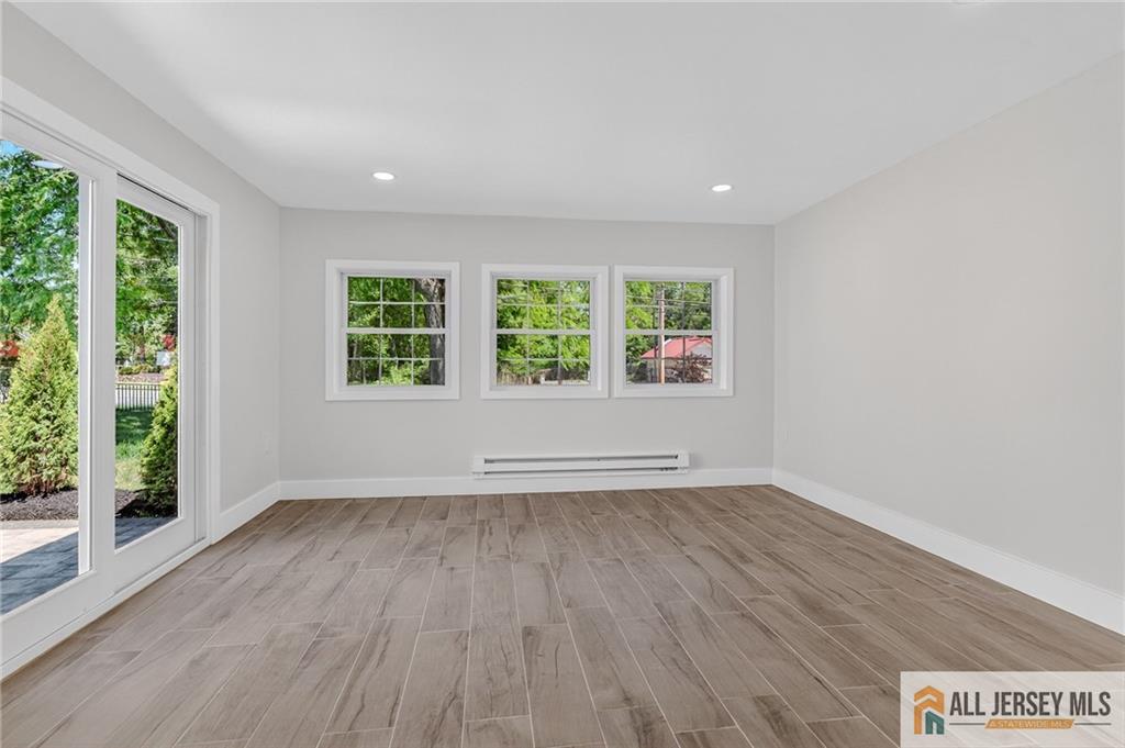 131 Balsam #c Plaza Monroe NJ 08831