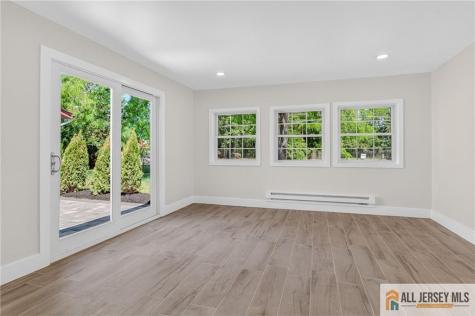 131 Balsam #c Plaza Monroe NJ 08831