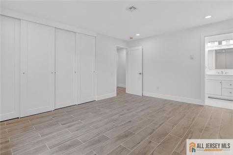 131 Balsam #c Plaza Monroe NJ 08831