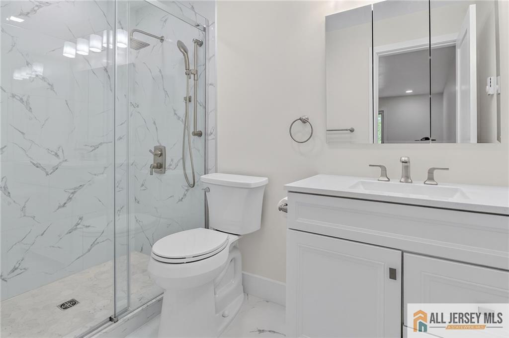 131 Balsam #c Plaza Monroe NJ 08831