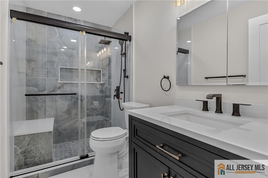 131 Balsam #c Plaza Monroe NJ 08831