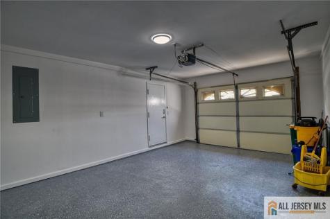 131 Balsam #c Plaza Monroe NJ 08831
