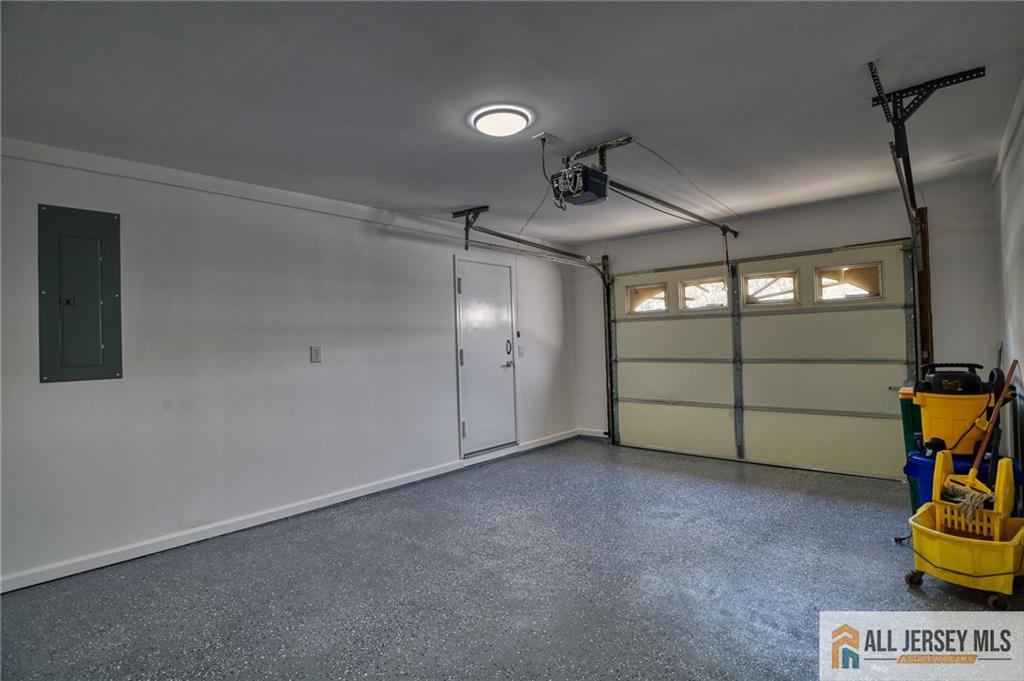 131 Balsam #c Plaza Monroe NJ 08831