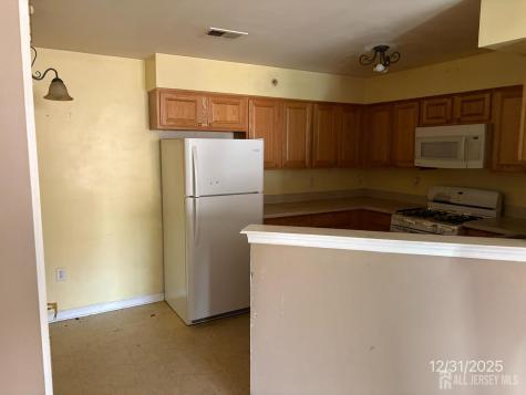 1031 Dogwood Court New Brunswick NJ 08901
