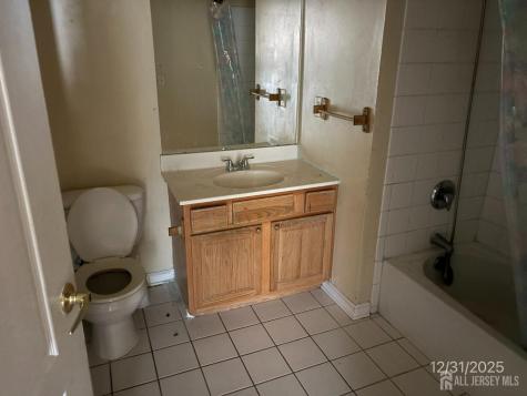1031 Dogwood Court New Brunswick NJ 08901