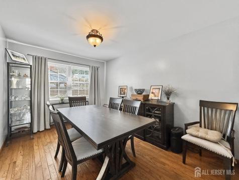19 Wellington Court Sayreville NJ 08872
