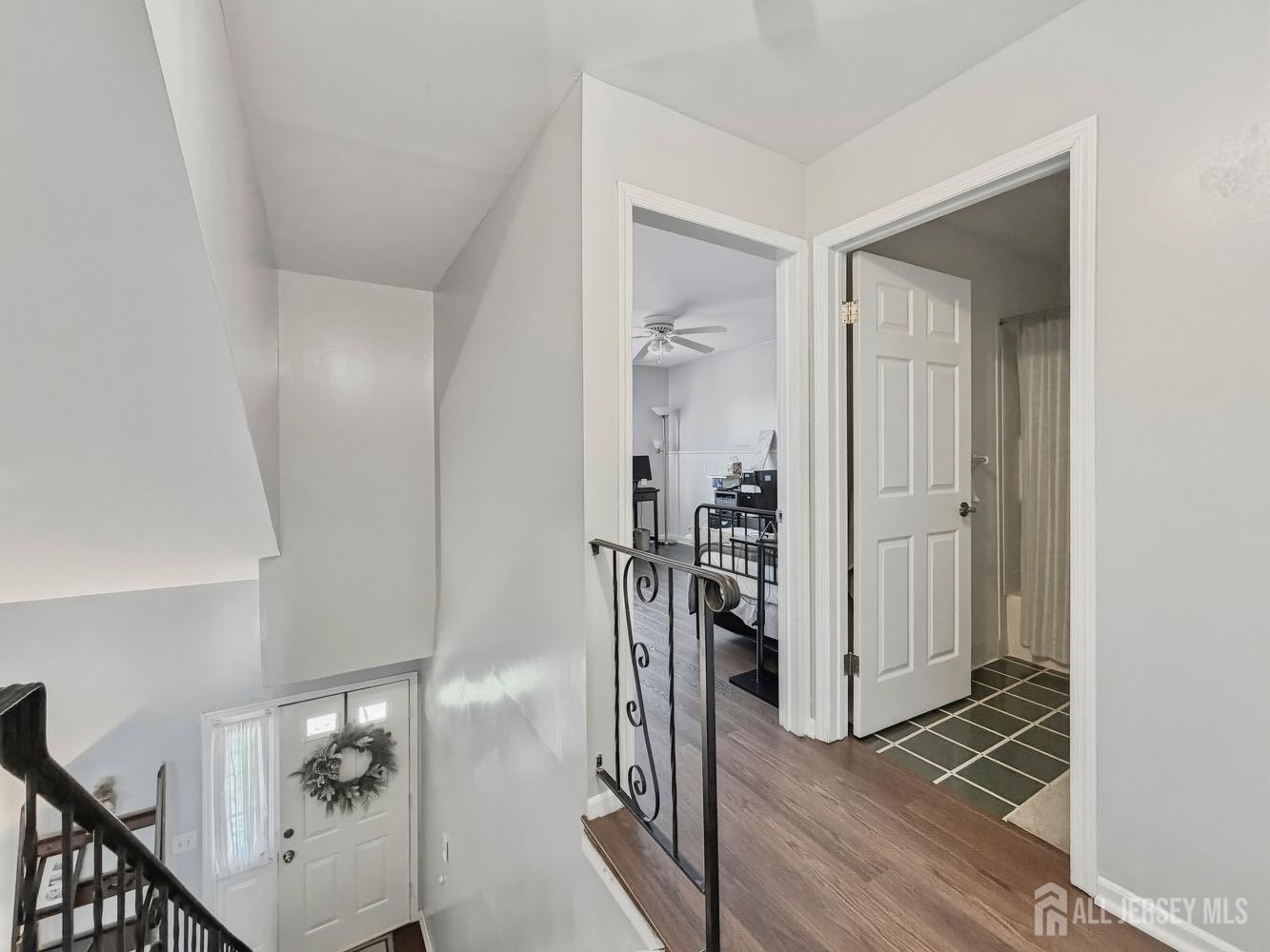 19 Wellington Court Sayreville NJ 08872
