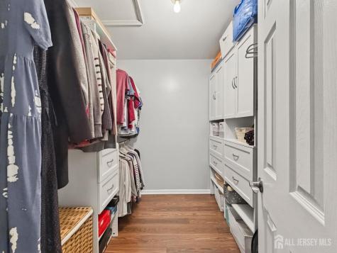 19 Wellington Court Sayreville NJ 08872