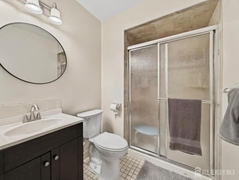 19 Wellington Court Sayreville NJ 08872