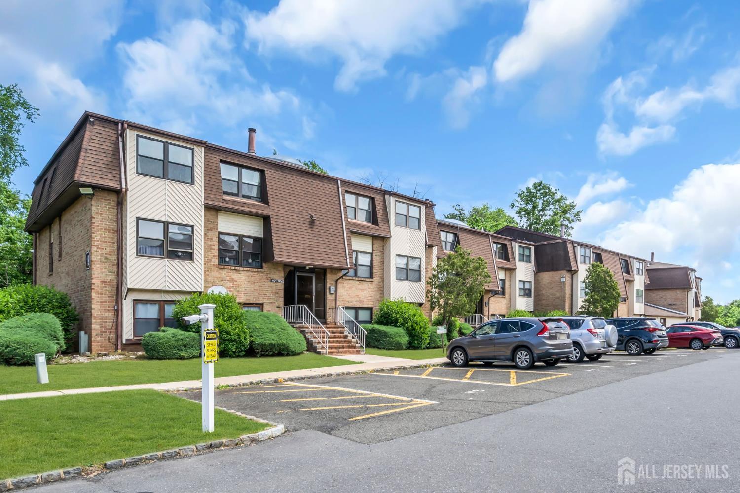 1909 Raspberry Court Edison NJ 08817