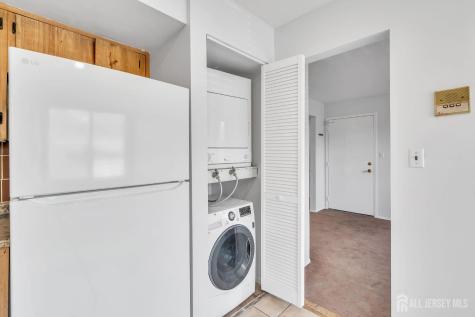 1909 Raspberry Court Edison NJ 08817