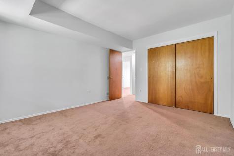 1909 Raspberry Court Edison NJ 08817