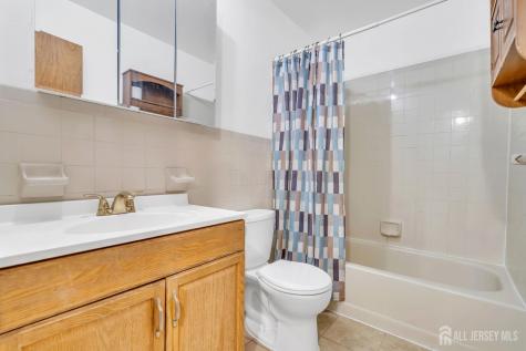 1909 Raspberry Court Edison NJ 08817