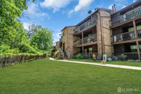 1909 Raspberry Court Edison NJ 08817