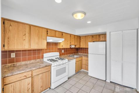 1909 Raspberry Court Edison NJ 08817