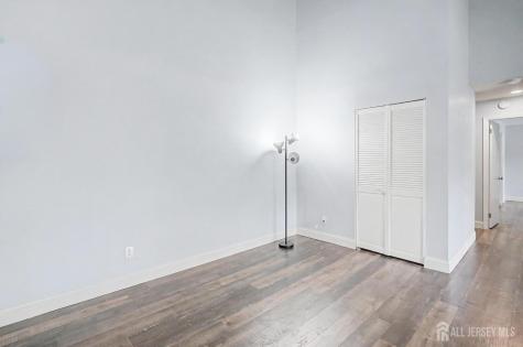 208 Sunshine Court Parlin NJ 08859