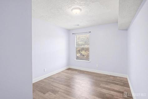 208 Sunshine Court Parlin NJ 08859