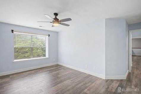 208 Sunshine Court Parlin NJ 08859