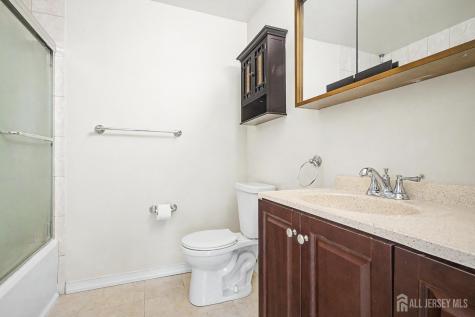 208 Sunshine Court Parlin NJ 08859