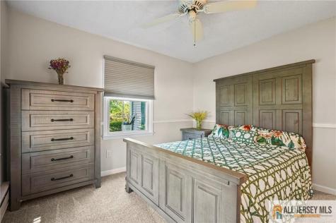 394 Newport Way Monroe NJ 08831
