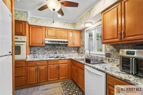 394 Newport Way Monroe NJ 08831
