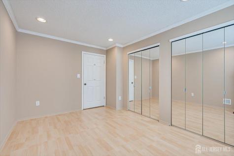 68 Clay Street North Brunswick NJ 08902