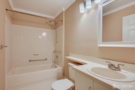 68 Clay Street North Brunswick NJ 08902