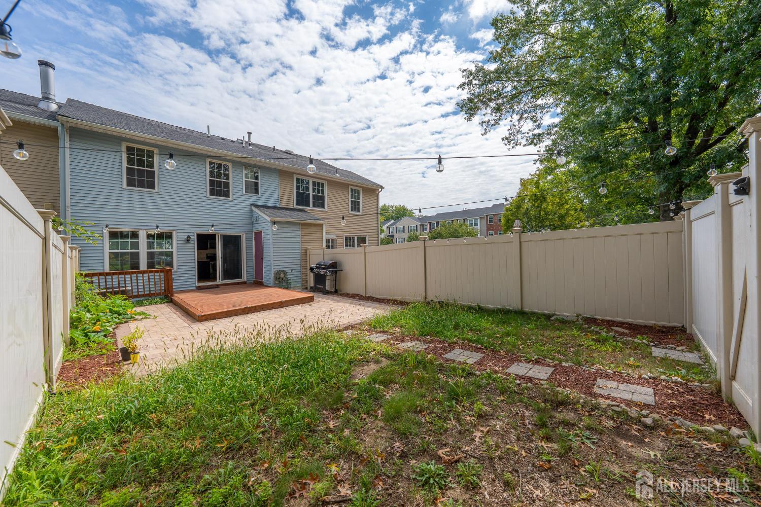 35 E Byrnes Lane E Sayreville NJ 08872