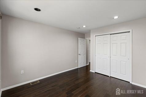 302 Wellington Park Drive South Brunswick NJ 08540
