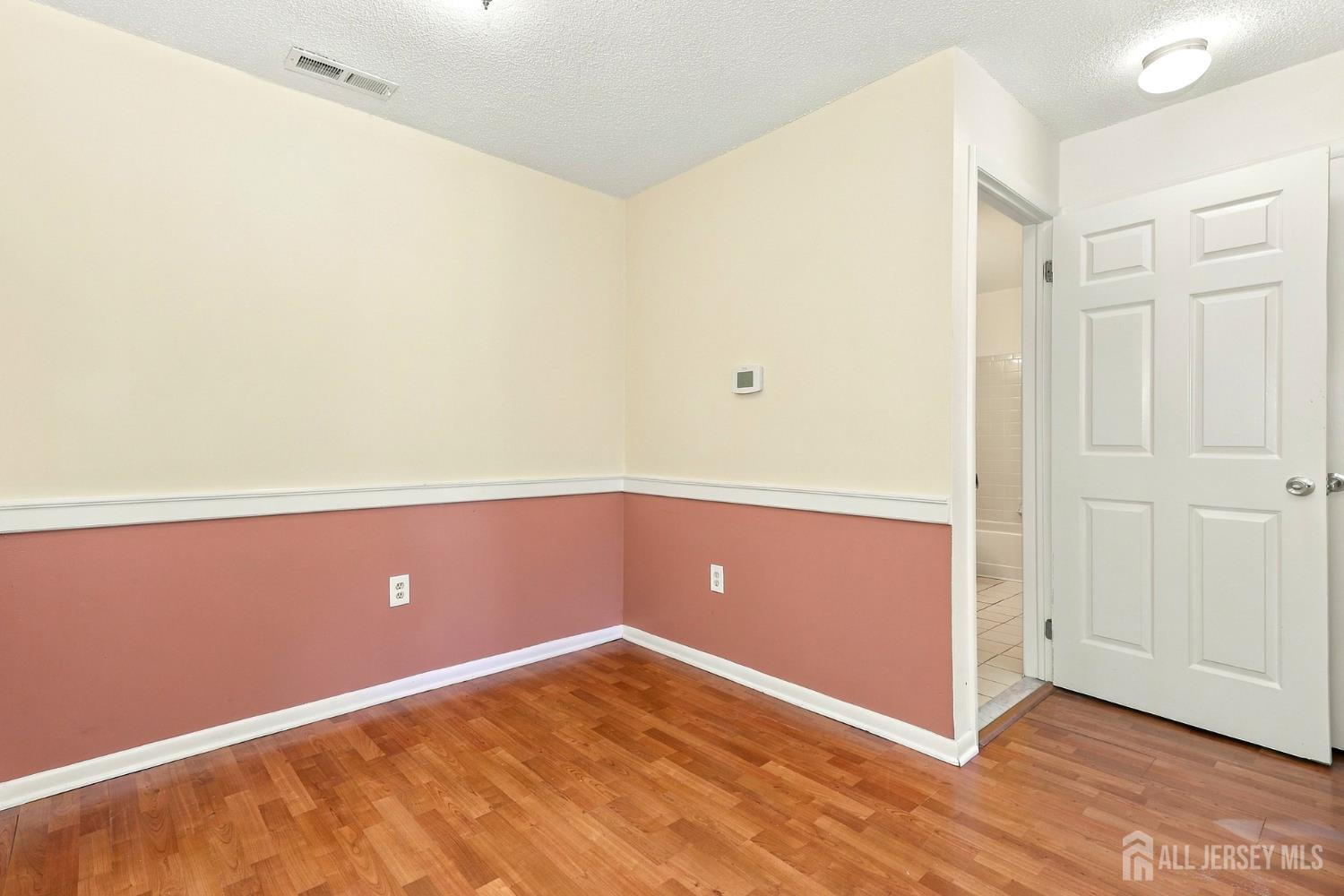 5007 Ravens Crest Plainsboro NJ 08536