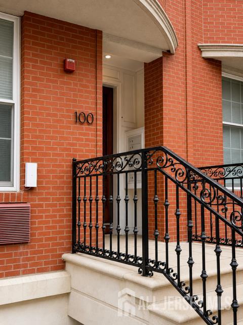 100 Tidewater Street Jersey City NJ 07302
