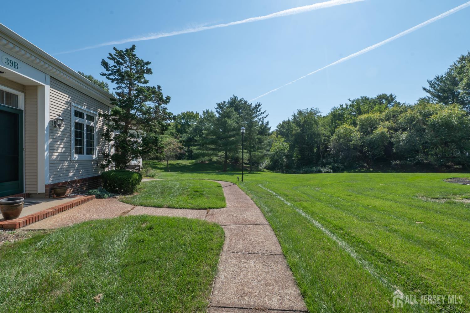 39 Winthrop Road Monroe NJ 08831