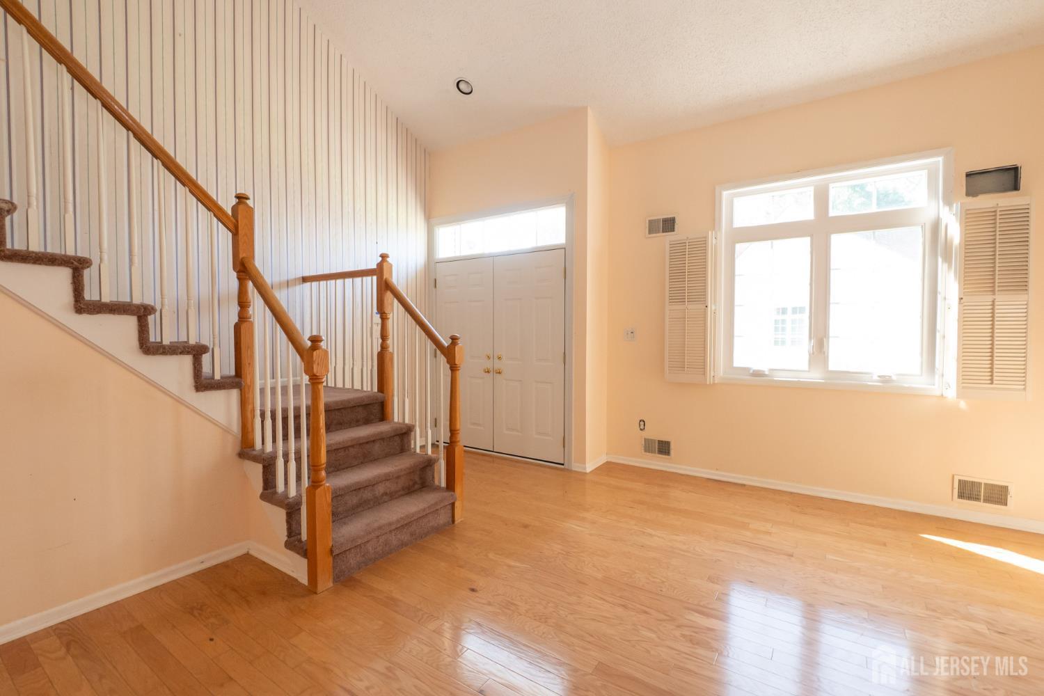 39 Winthrop Road Monroe NJ 08831