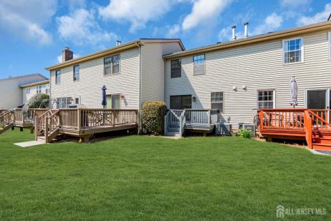 53 Heritage Lane Fords NJ 08863