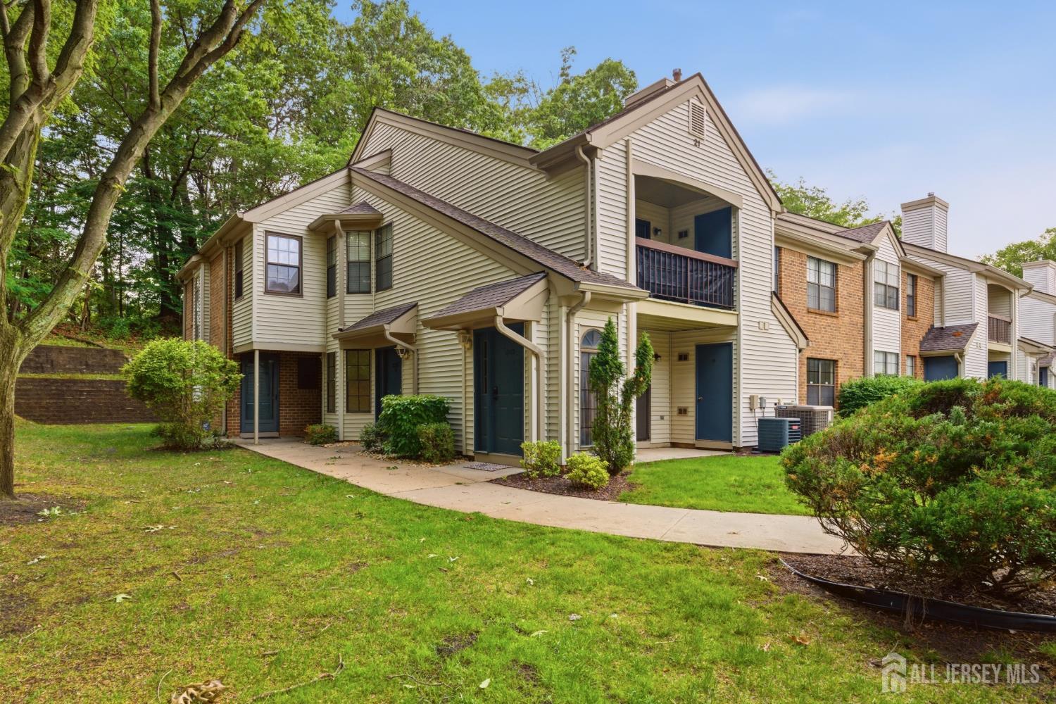 2101 Bayhead Drive Sayreville NJ 08859