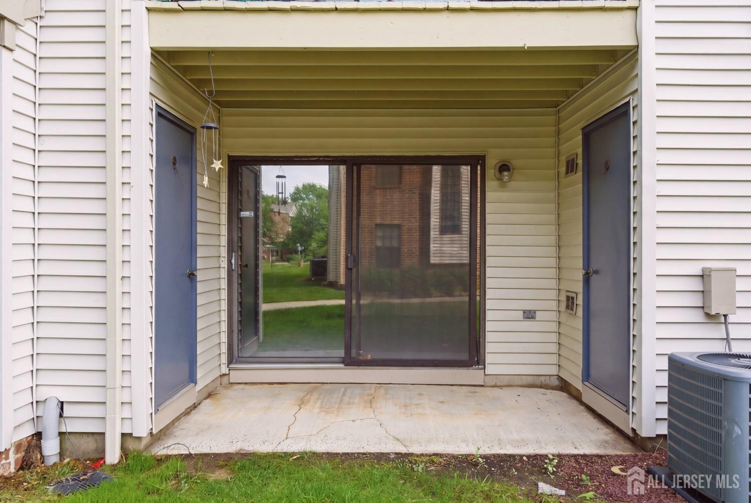 2101 Bayhead Drive Sayreville NJ 08859