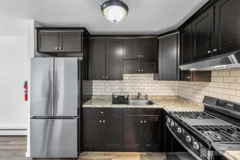 128 Cricket Lane Woodbridge Proper NJ 07095
