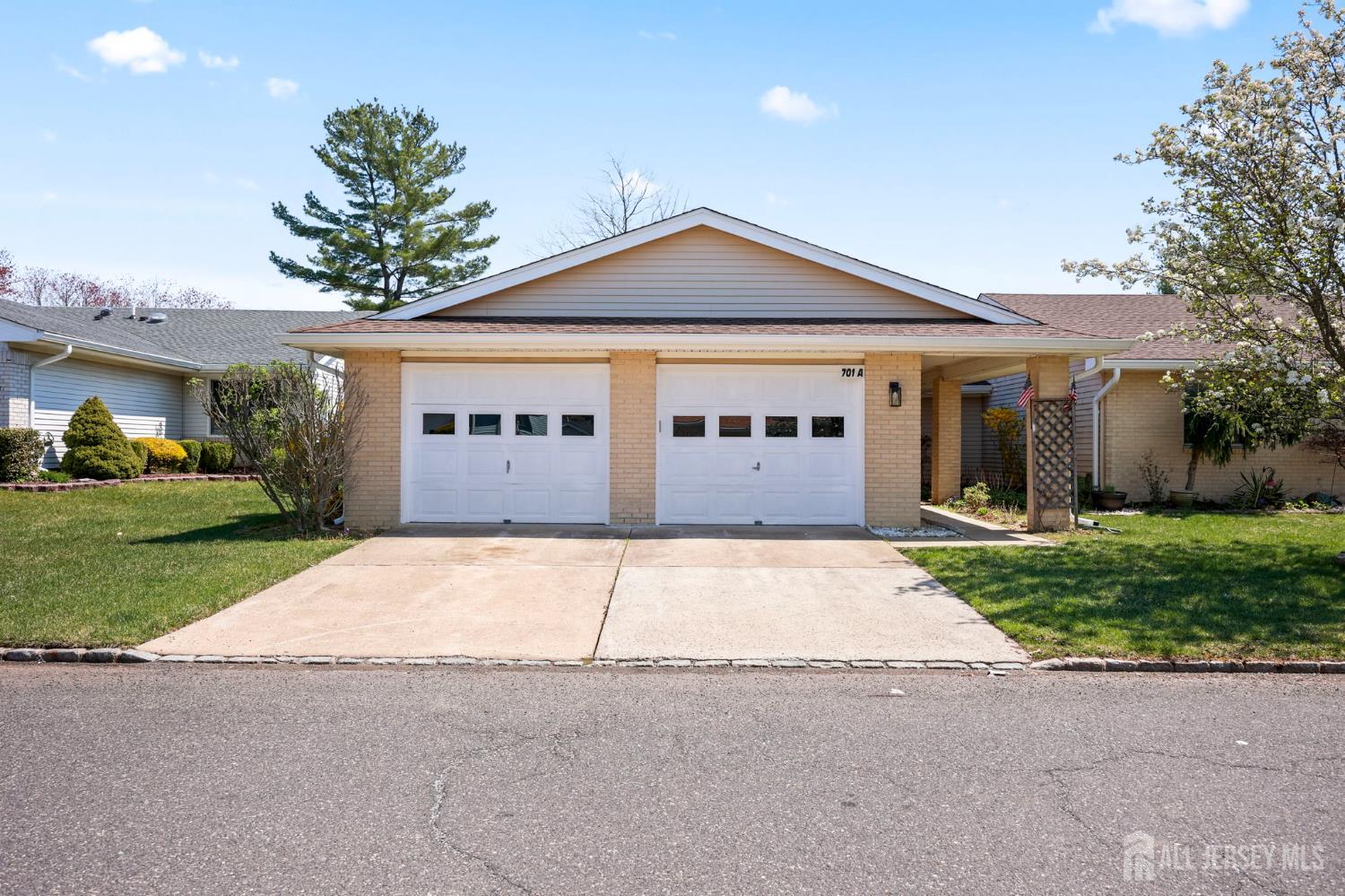 701 Croydon Road Monroe NJ 08831