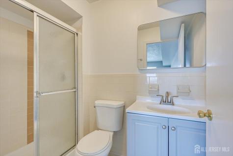 1607 Edison Glen Terrace Edison NJ 08837